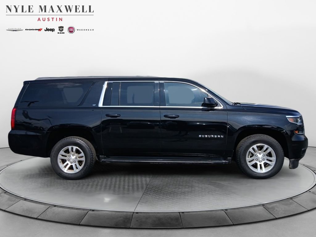 Used 2018 Chevrolet Suburban LT RWD image 17