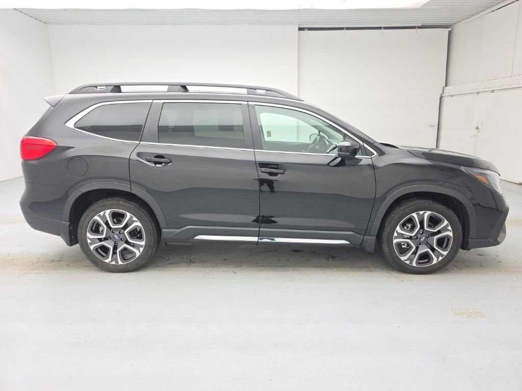 Used 2024 Subaru Ascent Limited image 12