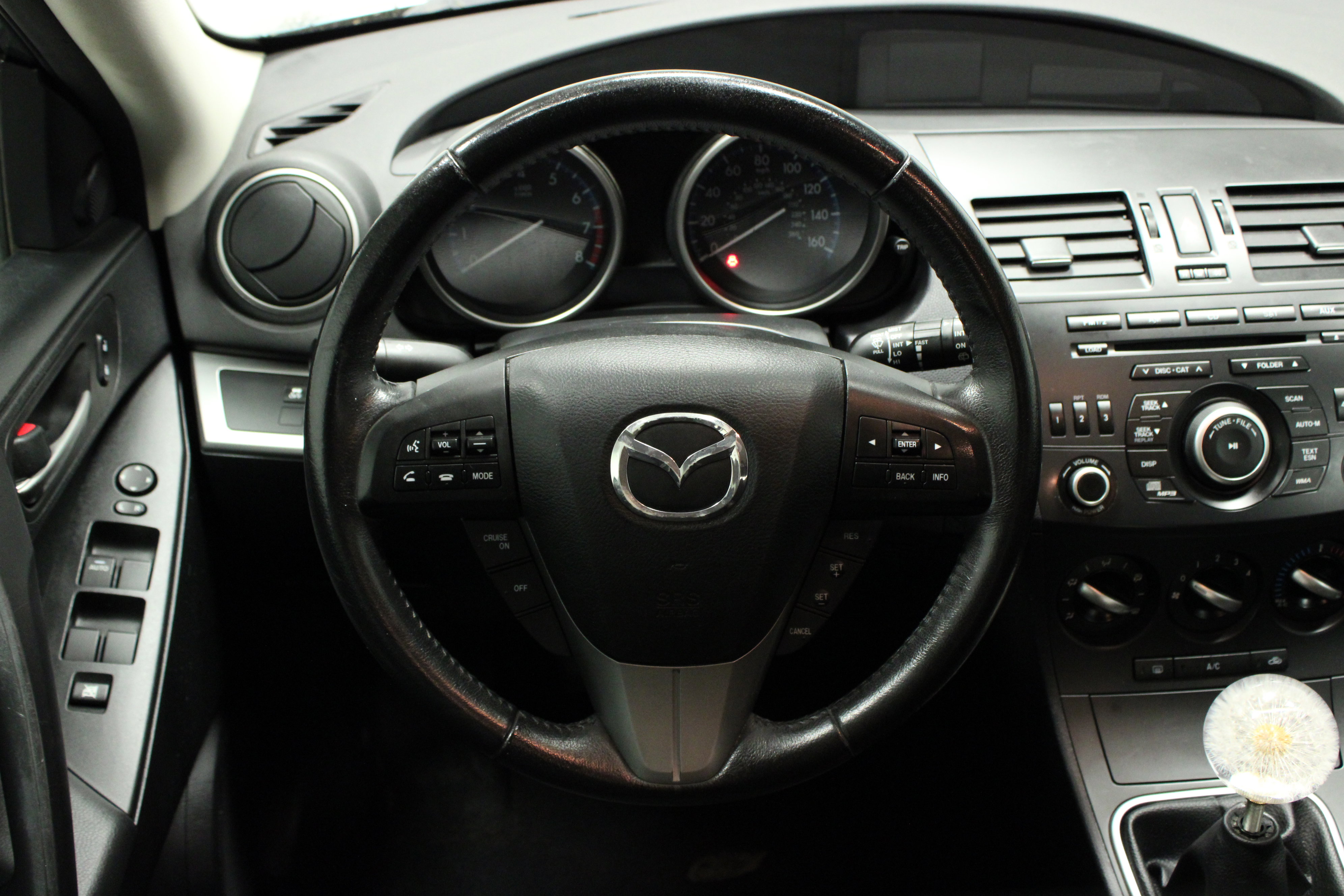 Used 2012 MAZDA MAZDA3 i Touring image 18