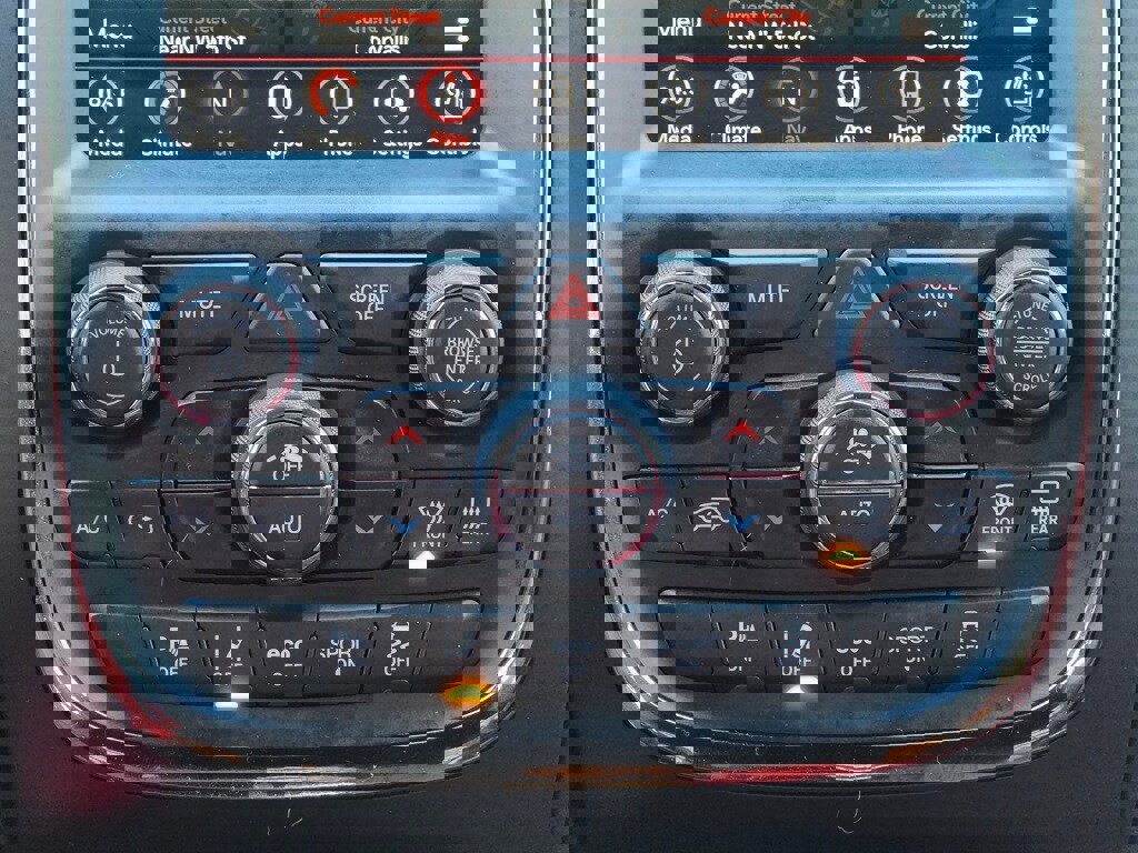 Used 2020 Dodge Durango R/T w/ Technology Group image 16