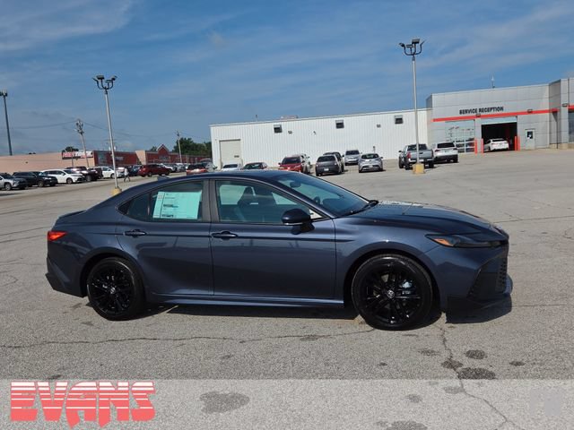 New 2026 Toyota Camry SE w/ Multimedia Upgrade Package AWD/4WD image 2