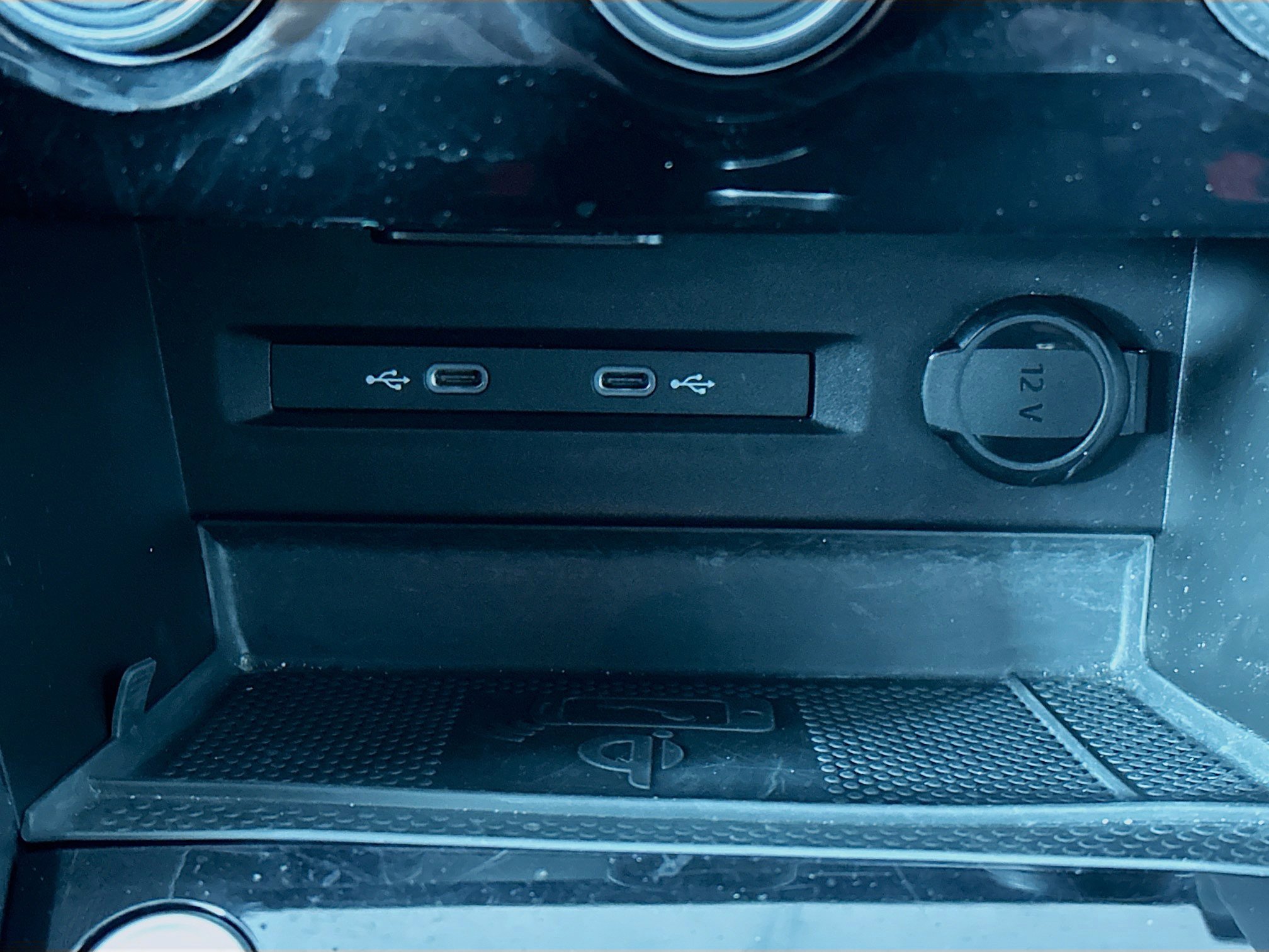 Used 2024 Volkswagen Taos SE image 26