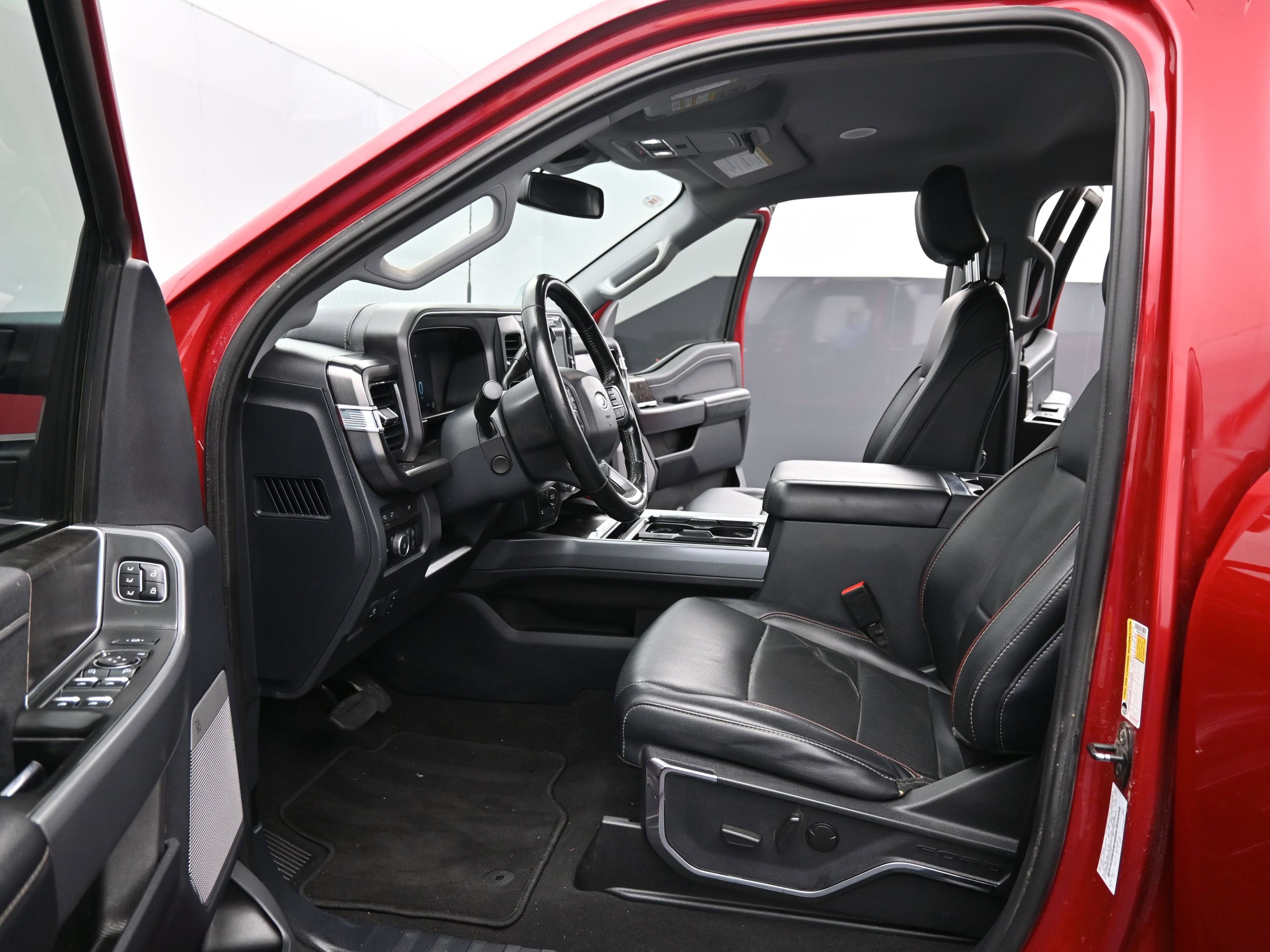 Used 2024 Ford F350 Lariat w/ Lariat Ultimate Package image 15