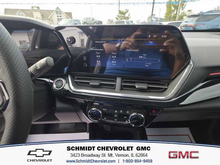 New 2026 Chevrolet Trax RS w/ Sunroof Package image 15