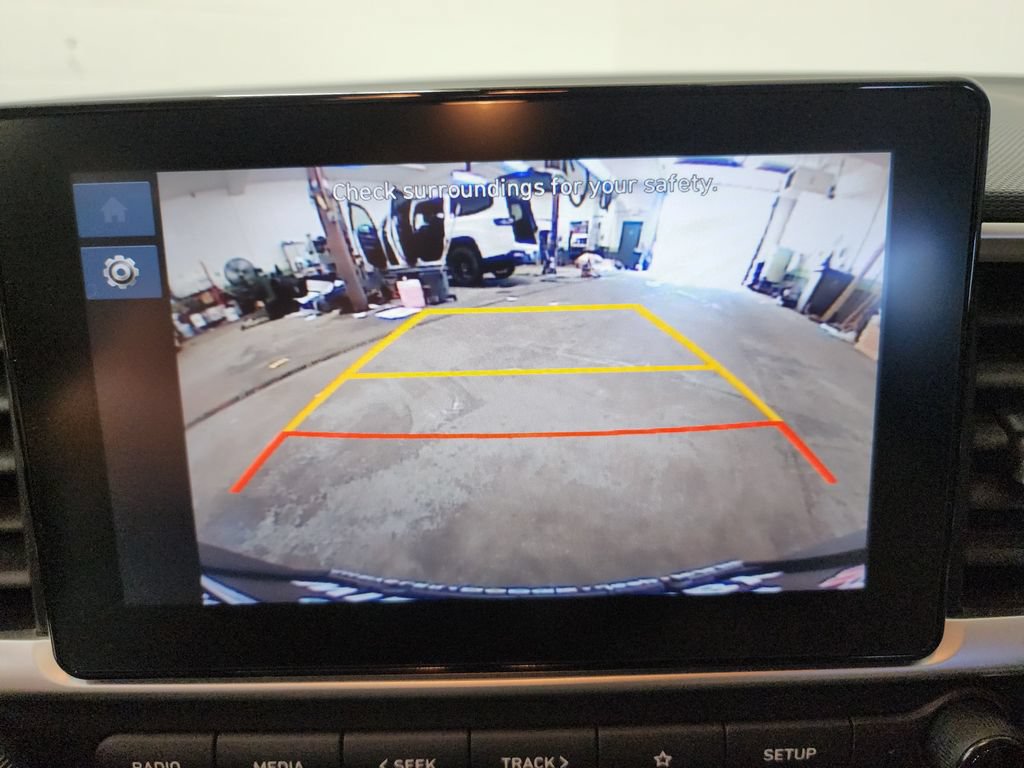 Used 2023 Hyundai Venue SEL w/ Cargo Package FWD image 18
