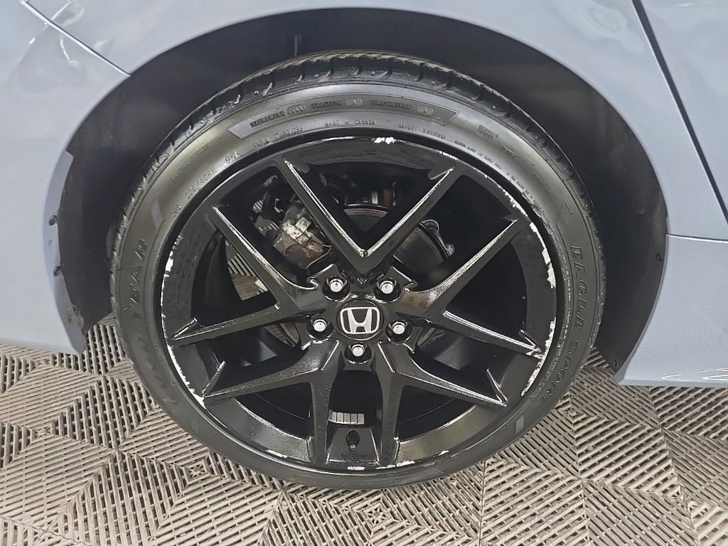 Used 2023 Honda Civic Sport image 13