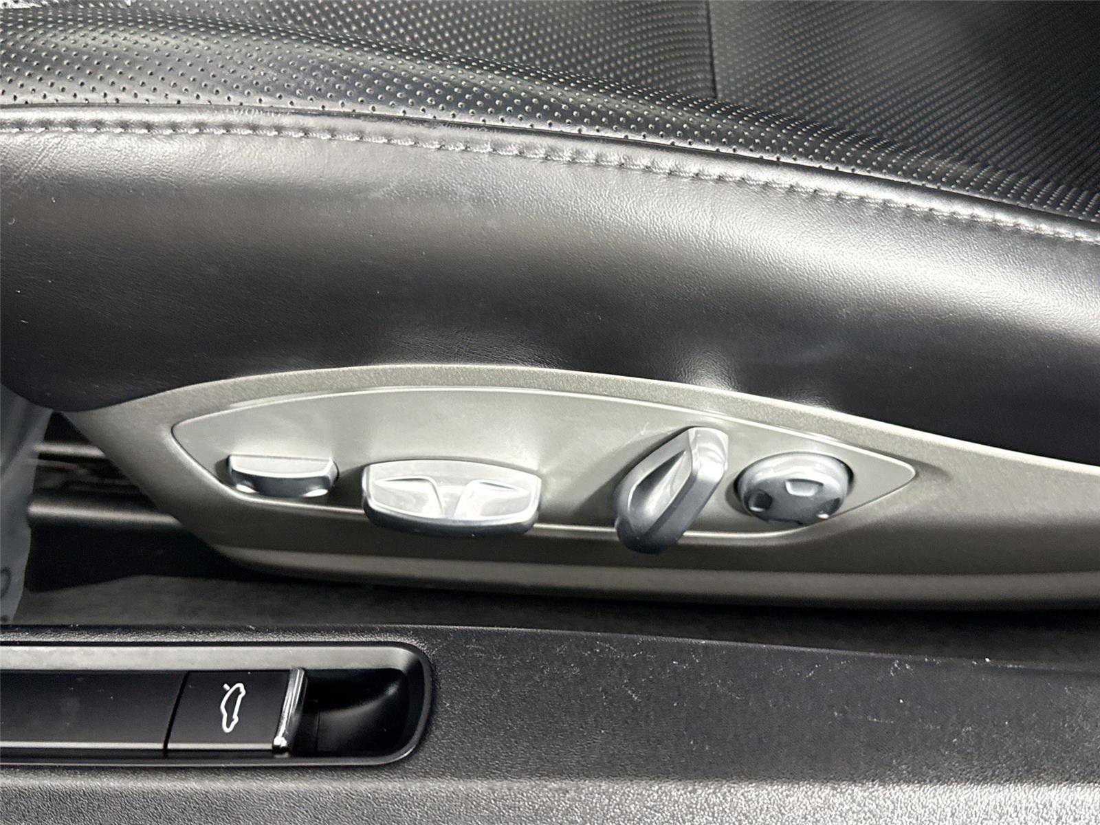 Used 2017 Porsche 911 Carrera S image 32