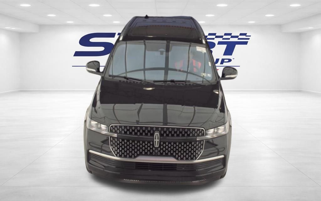 Used 2025 Lincoln Navigator Reserve AWD/4WD video 2