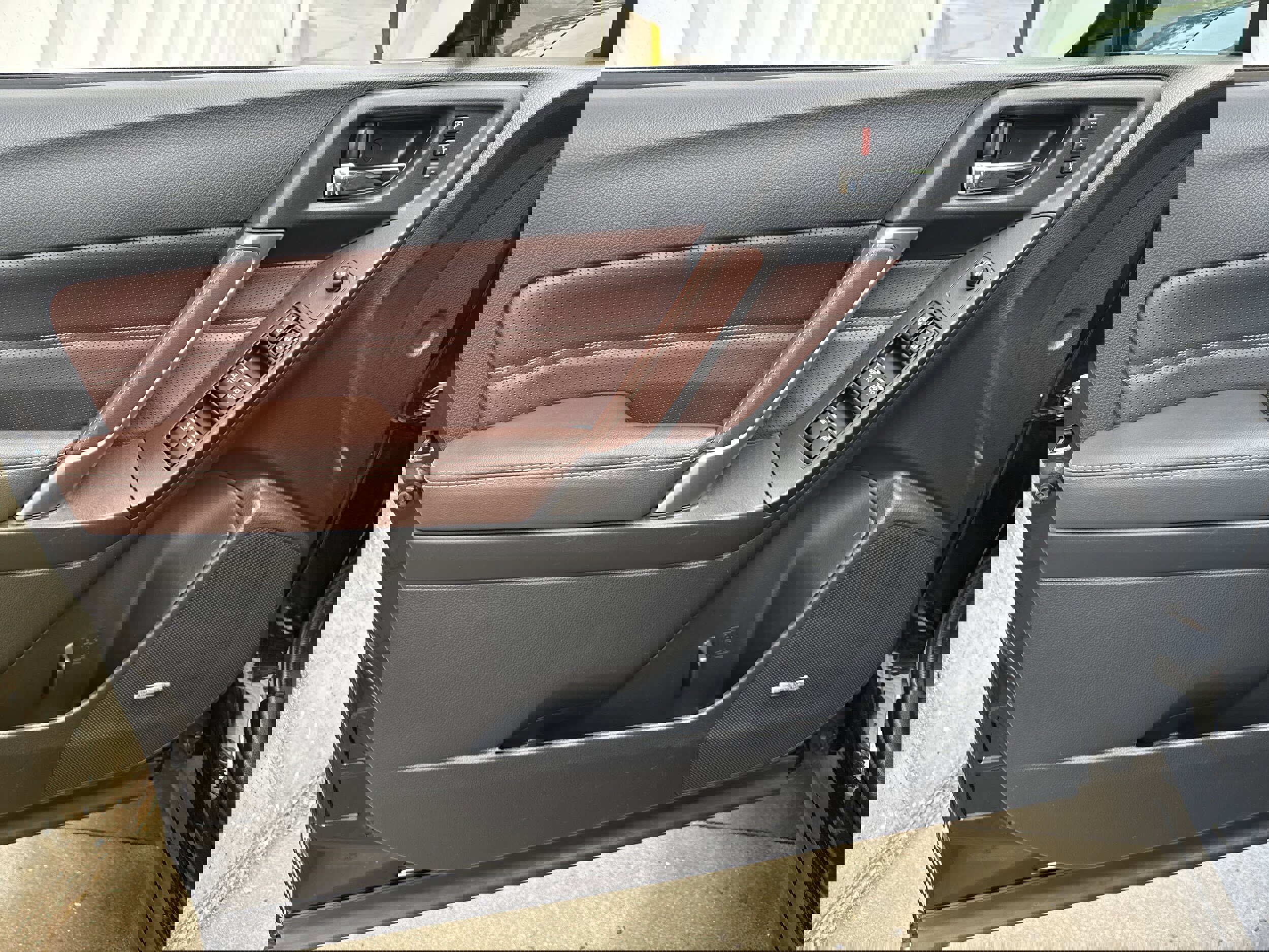 Used 2018 Subaru Forester 2.5i Touring w/ Popular Package #3B AWD/4WD image 8