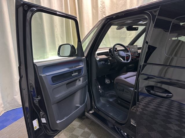 New 2025 Volkswagen ID. Buzz Pro S image 11