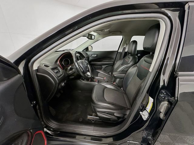 Used 2019 Jeep Compass Trailhawk image 19