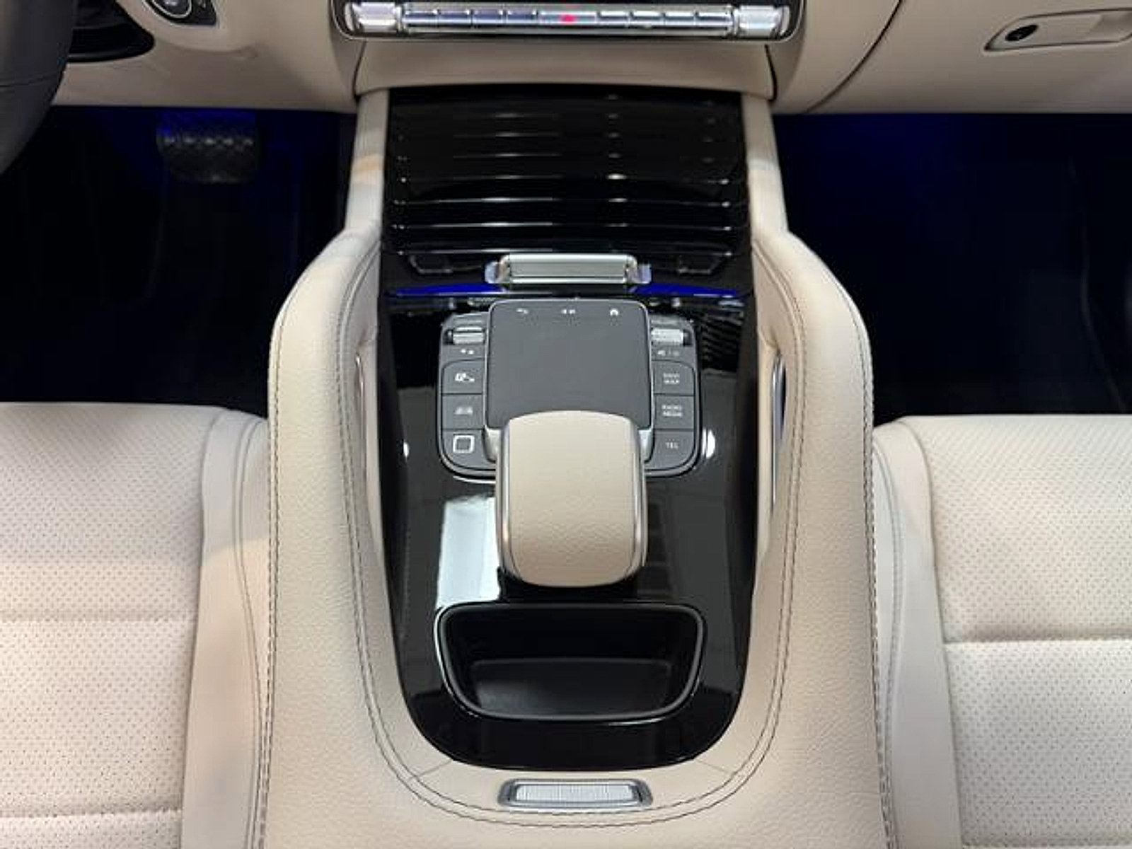 Certified 2025 Mercedes-Benz GLE 350 4MATIC image 23