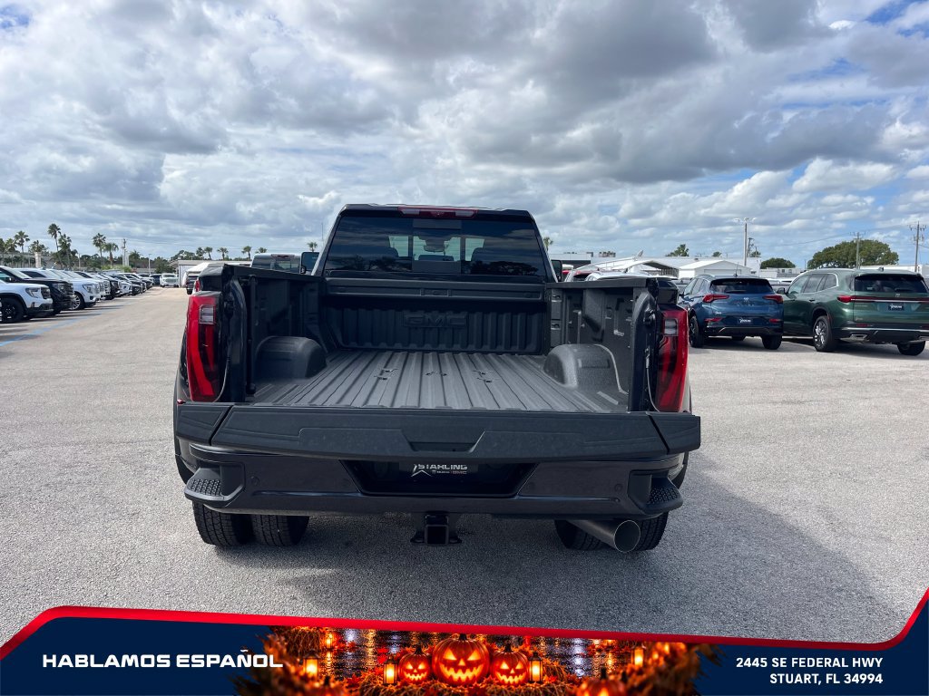 New 2026 GMC Sierra 3500 Denali w/ Denali Reserve Package AWD/4WD image 14