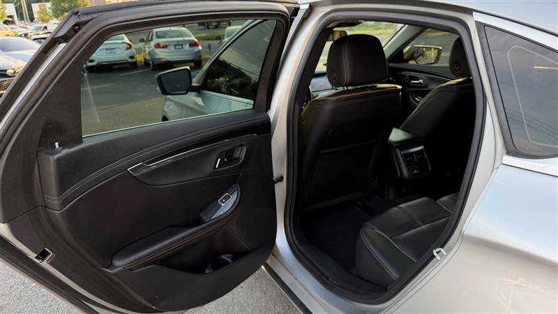 Used 2018 Chevrolet Impala Premier FWD image 39