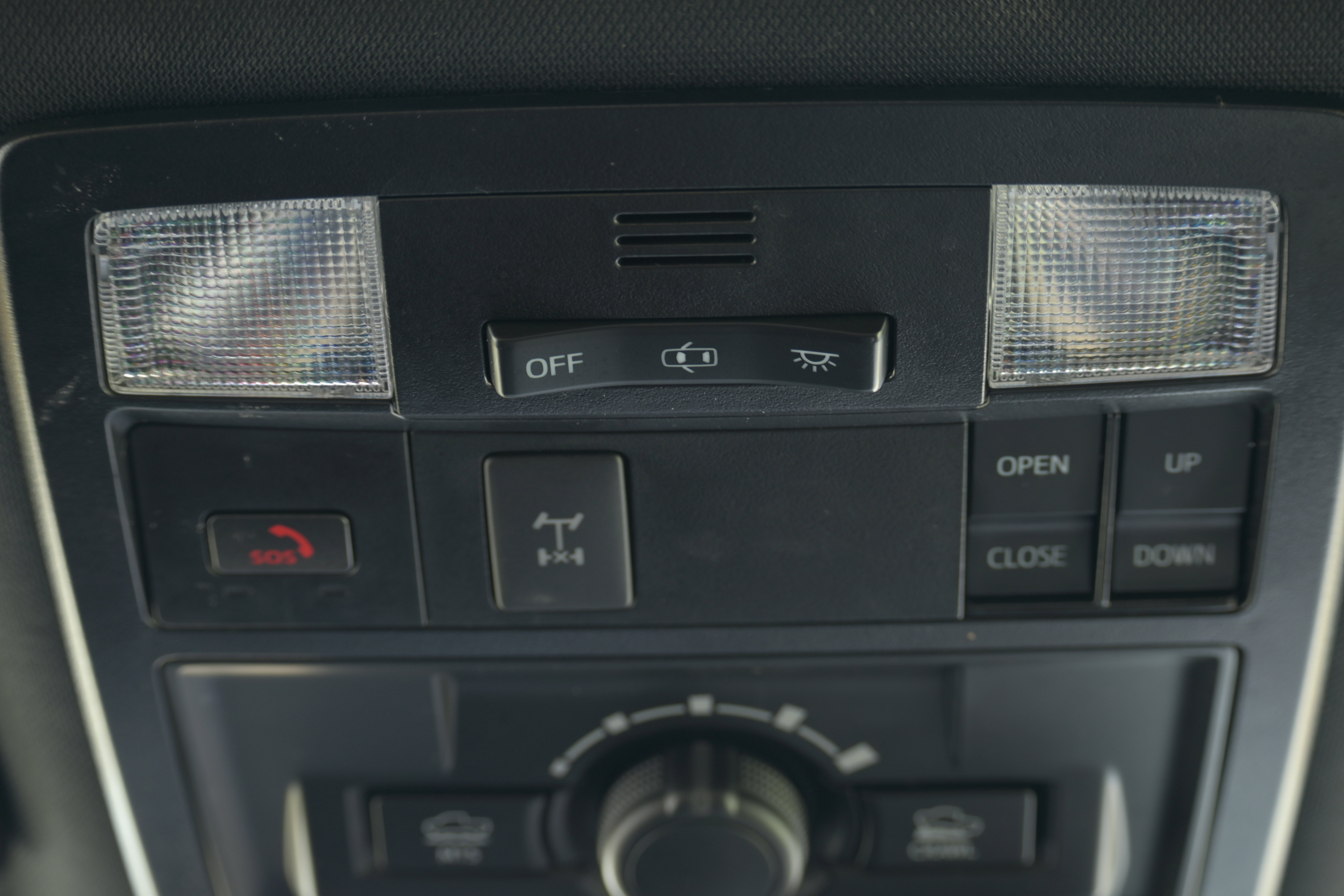 Used 2023 Toyota Tacoma TRD Off-Road w/ TRD Premium Off Road Package image 26