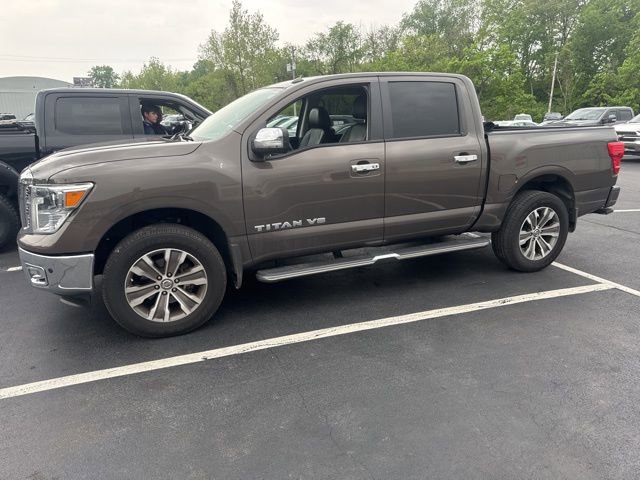 Used 2019 Nissan Titan SL AWD/4WD image 2