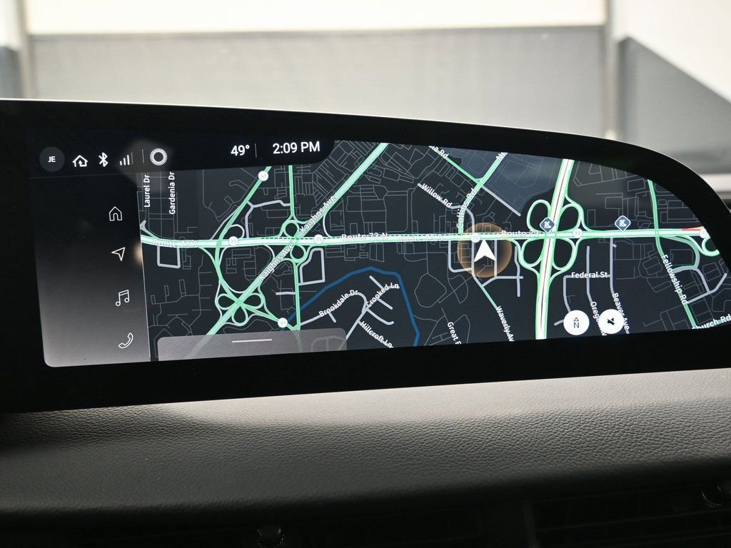 Used 2023 Lucid Air Touring image 13