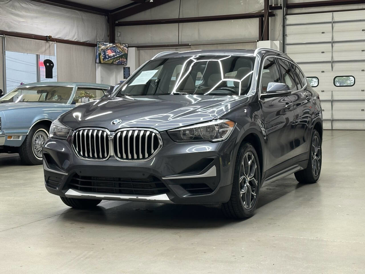 Used 2021 BMW X1 xDrive28i w/ Convenience Package image 5