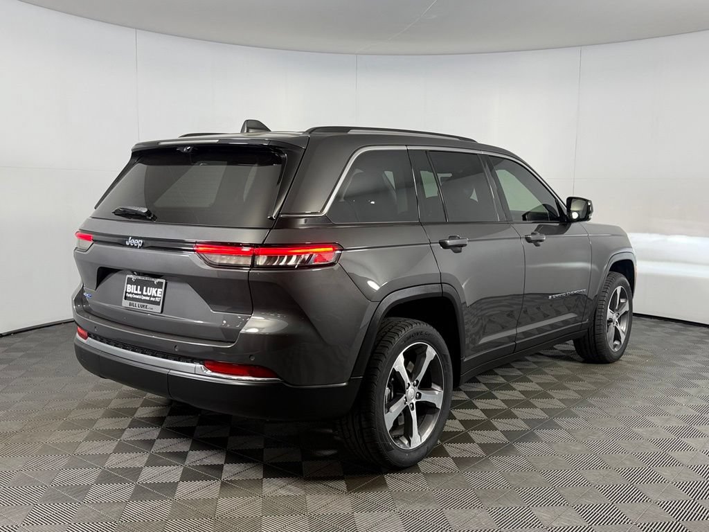 Used 2023 Jeep Grand Cherokee 4WD 4xe w/ Luxury Tech Group II image 7