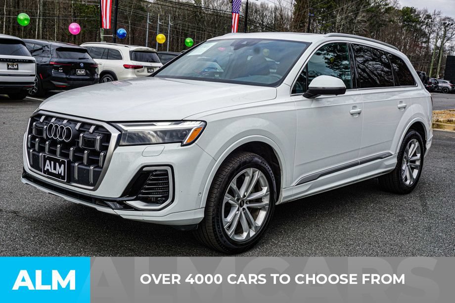 Used 2025 Audi Q7 3.0T Premium Plus AWD/4WD image 2