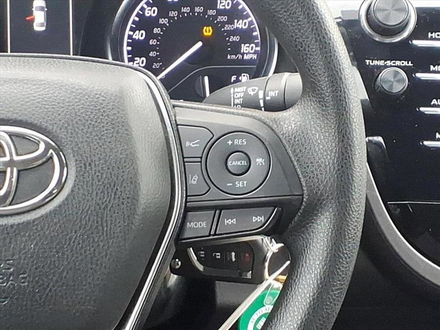 Used 2019 Toyota Camry L image 25