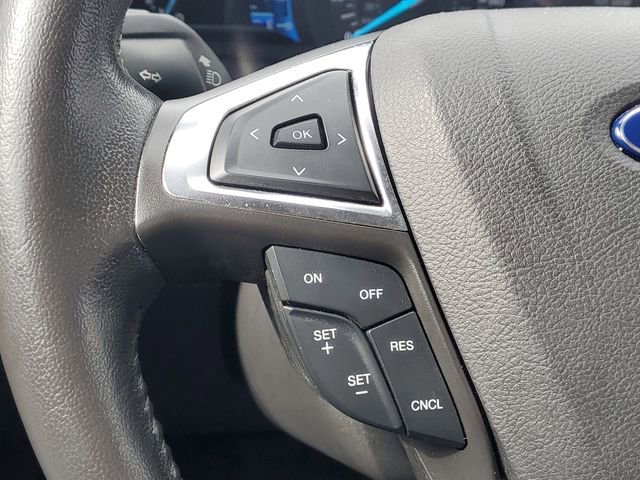 Used 2016 Ford Fusion SE w/ Equipment Group 202A image 16