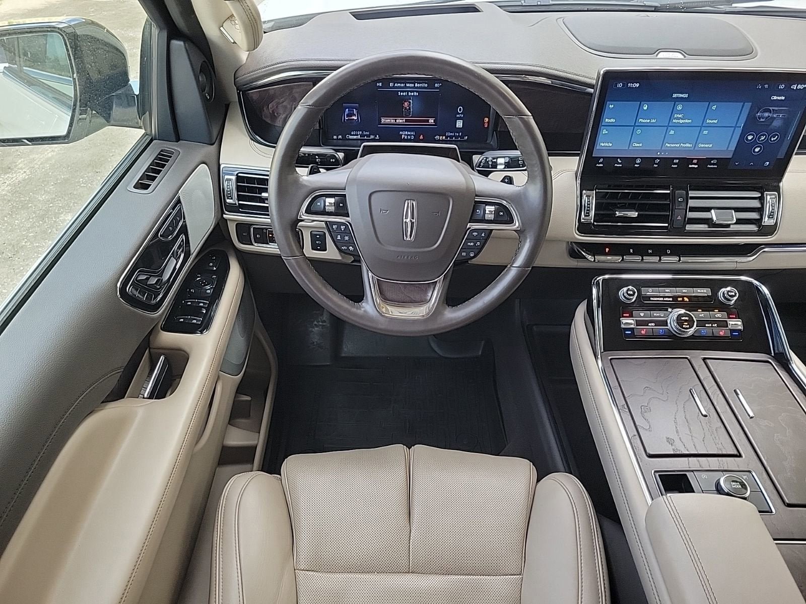 Used 2023 Lincoln Navigator Reserve image 19