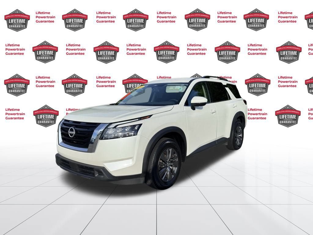 Certified 2024 Nissan Pathfinder SV