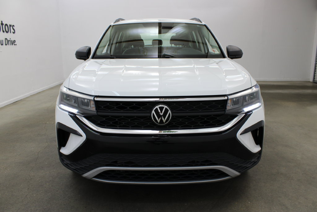Used 2023 Volkswagen Taos S FWD image 7