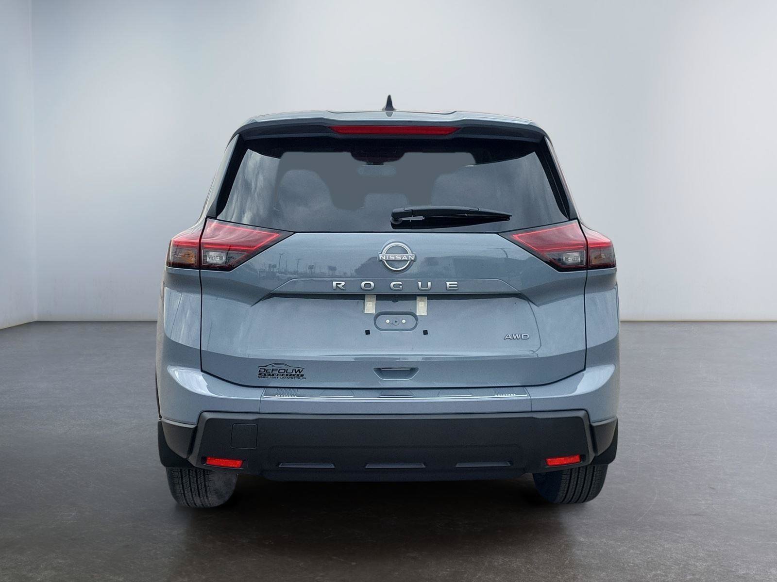New 2026 Nissan Rogue SV w/ Cold Weather Package AWD/4WD image 4