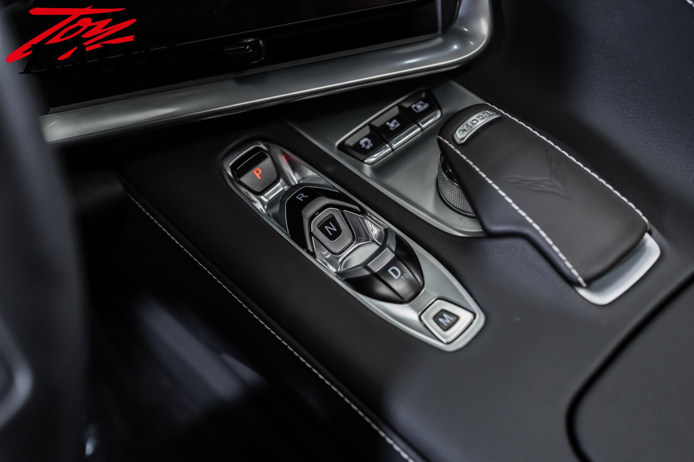 Used 2025 Chevrolet Corvette Stingray Preferred Conv w/ Z51 Performance Package RWD image 43