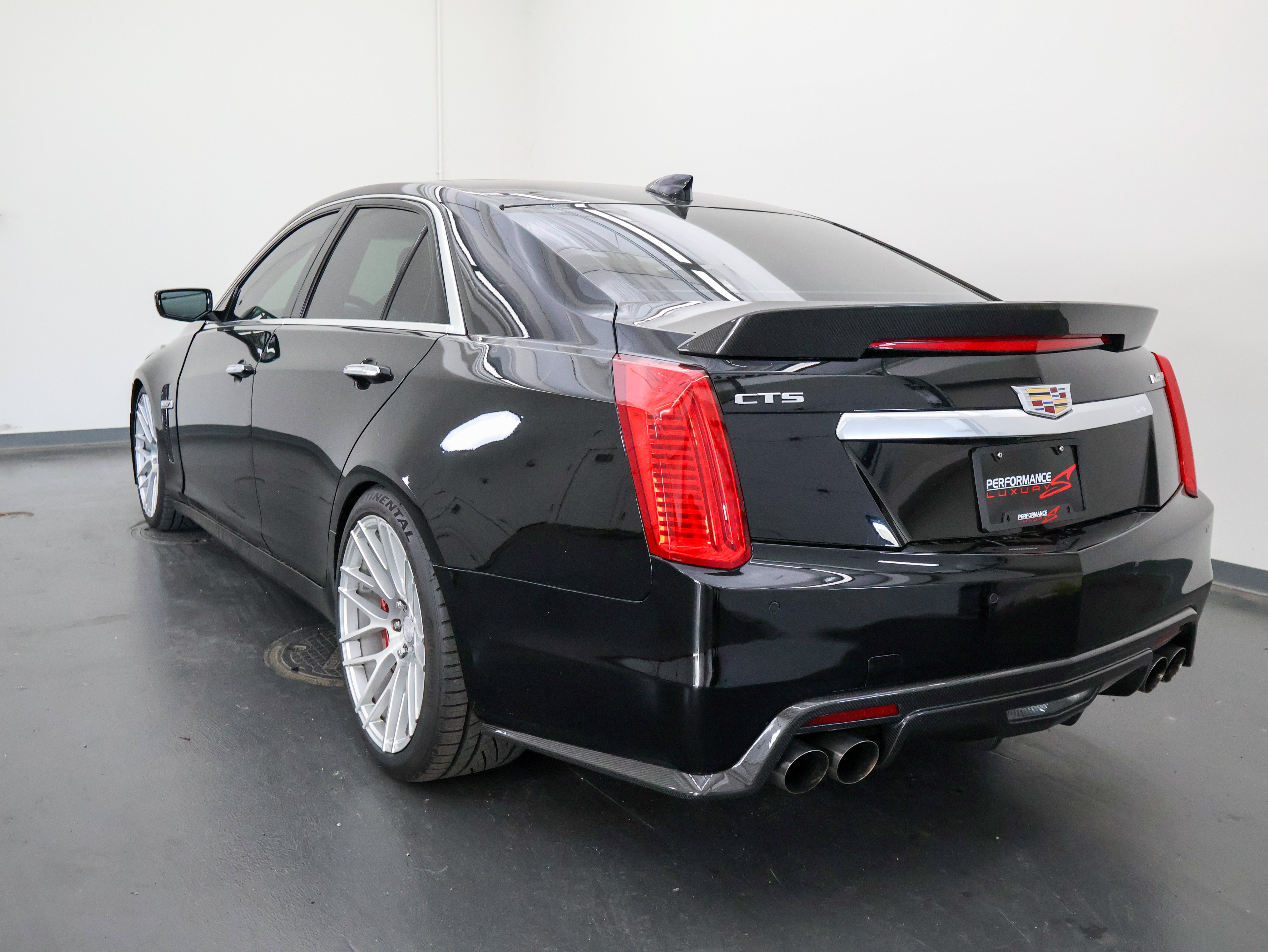 Used 2016 Cadillac CTS V w/ Carbon Fiber Package RWD image 5