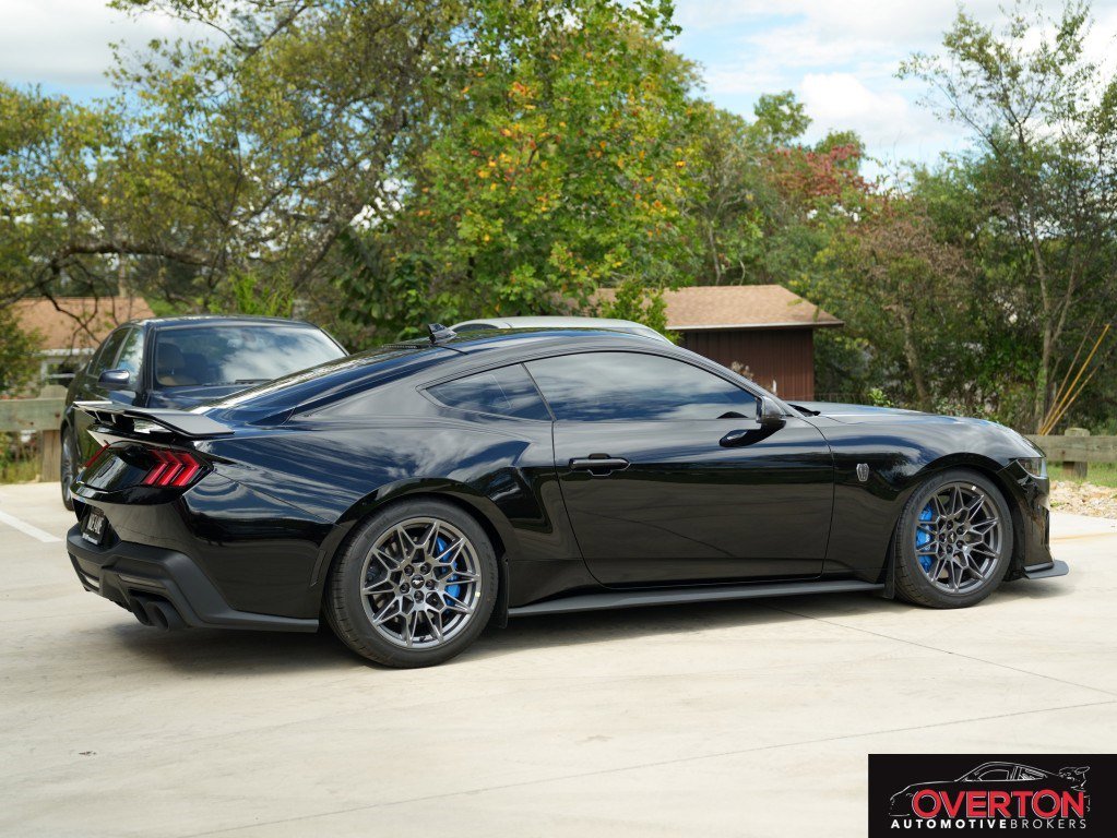 Used 2024 Ford Mustang Dark Horse image 6