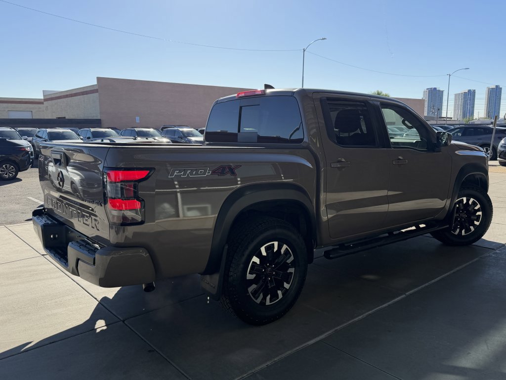 Used 2024 Nissan Frontier PRO-4X w/ Off-Road Protection Package image 4