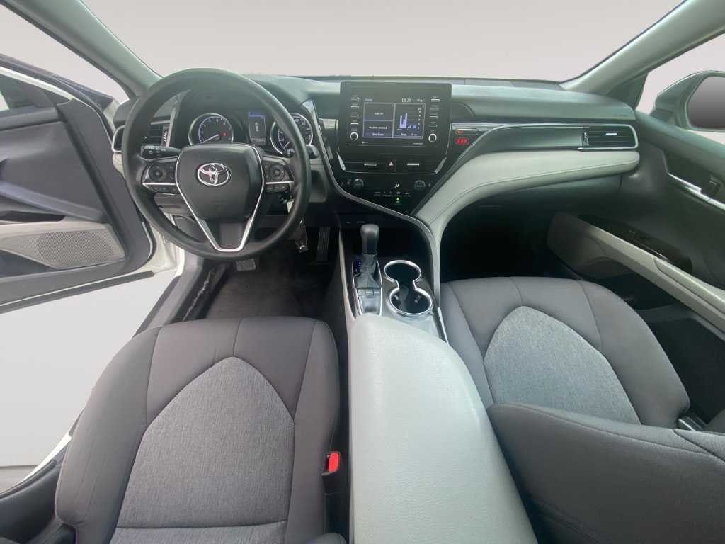 Used 2023 Toyota Camry LE FWD image 10