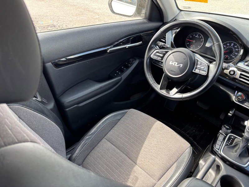 Used 2022 Kia Seltos S image 13