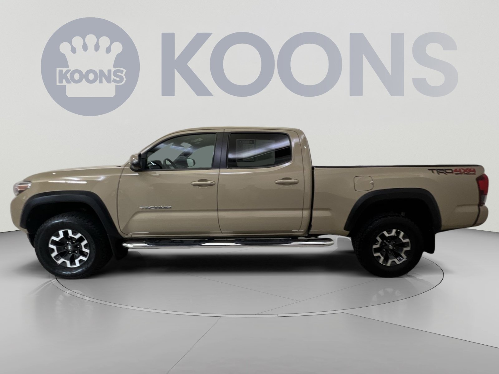 Used 2018 Toyota Tacoma TRD Off-Road w/ Technology Package AWD/4WD image 5