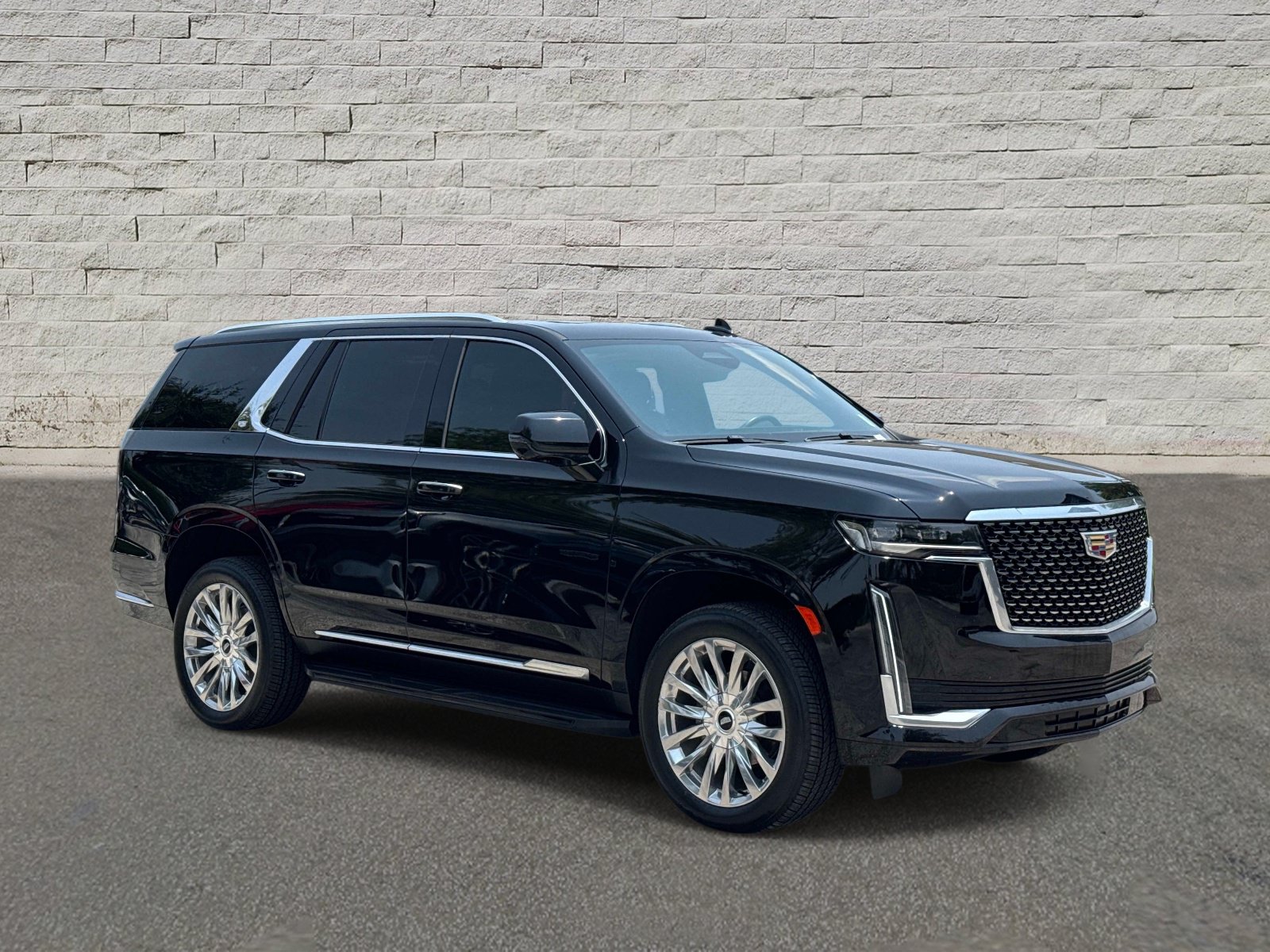 Used 2024 Cadillac Escalade Premium Luxury w/ LPO, Floor Liner Package AWD/4WD image 6