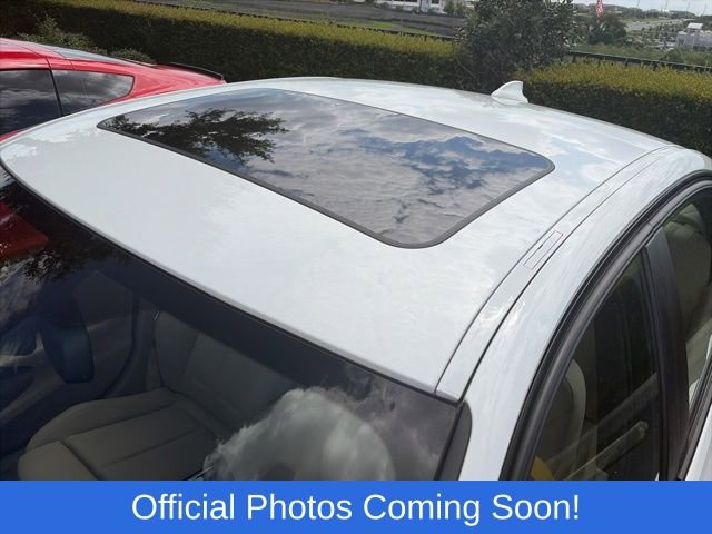 Used 2014 BMW 320i Sedan RWD image 4