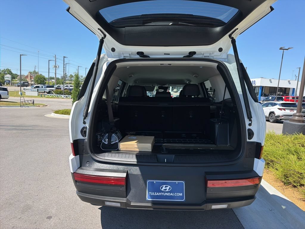 Certified 2026 Hyundai Santa Fe SEL FWD image 11