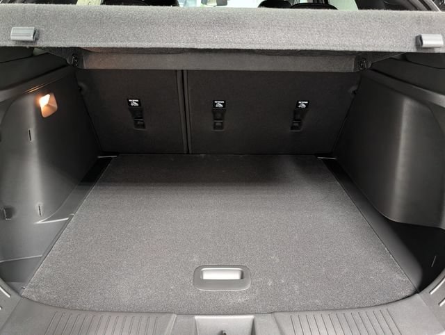 New 2026 Chevrolet Trax RS w/ Sunroof Package FWD image 16