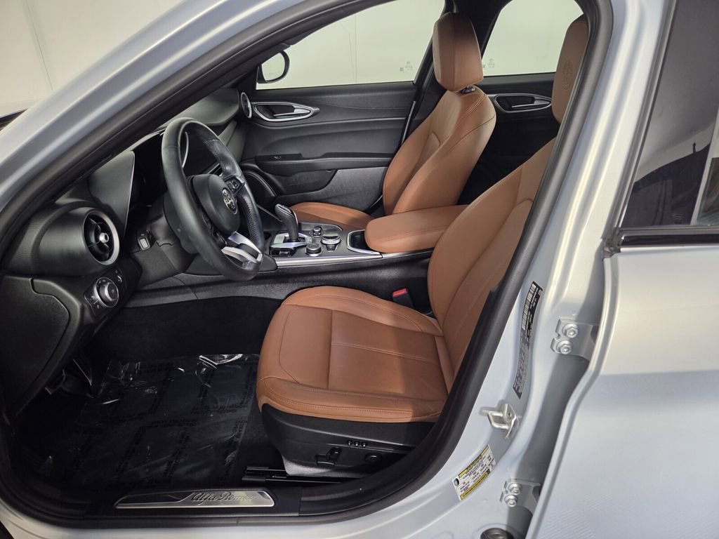 Used 2024 Alfa Romeo Giulia Ti w/ Active Assist Plus Package image 11