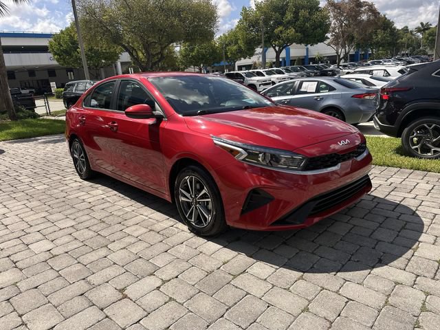 Used 2024 Kia Forte LXS FWD image 16