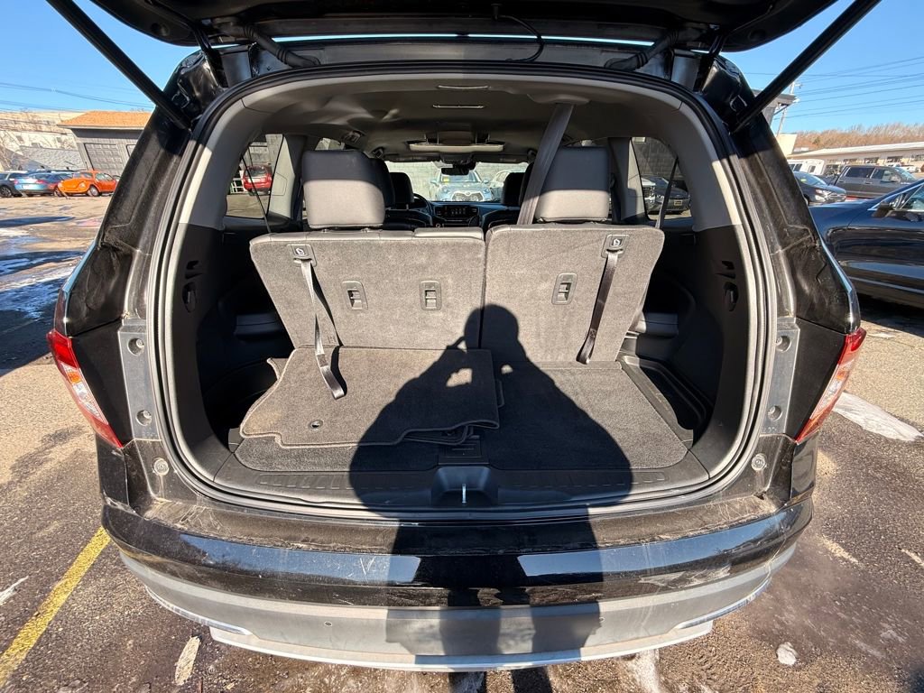 Used 2022 Honda Pilot Touring image 12