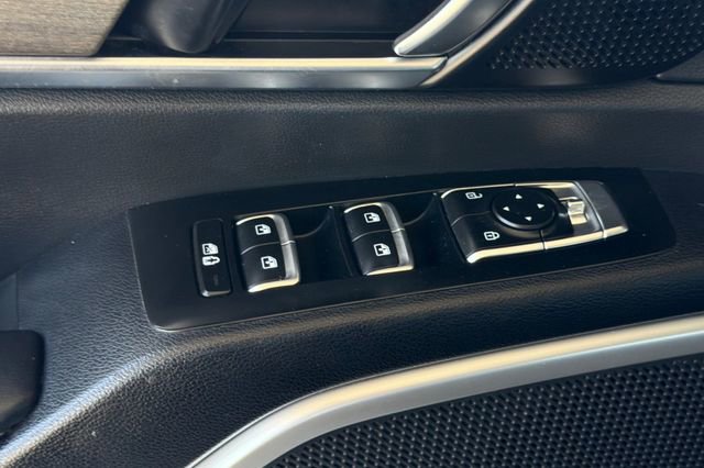 Used 2022 Kia Telluride EX w/ EX Premium Package FWD image 12
