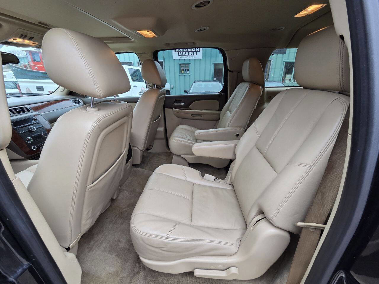 Used 2012 Chevrolet Suburban LT w/ Luxury Package image 17