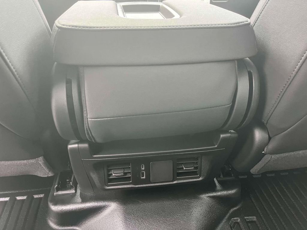 New 2025 GMC Sierra 2500 Pro w/ Convenience Package image 15