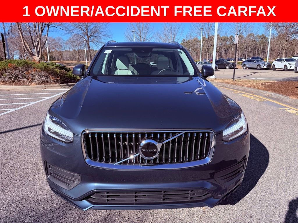 Used 2022 Volvo XC90 T5 Momentum w/ Climate Package image 2