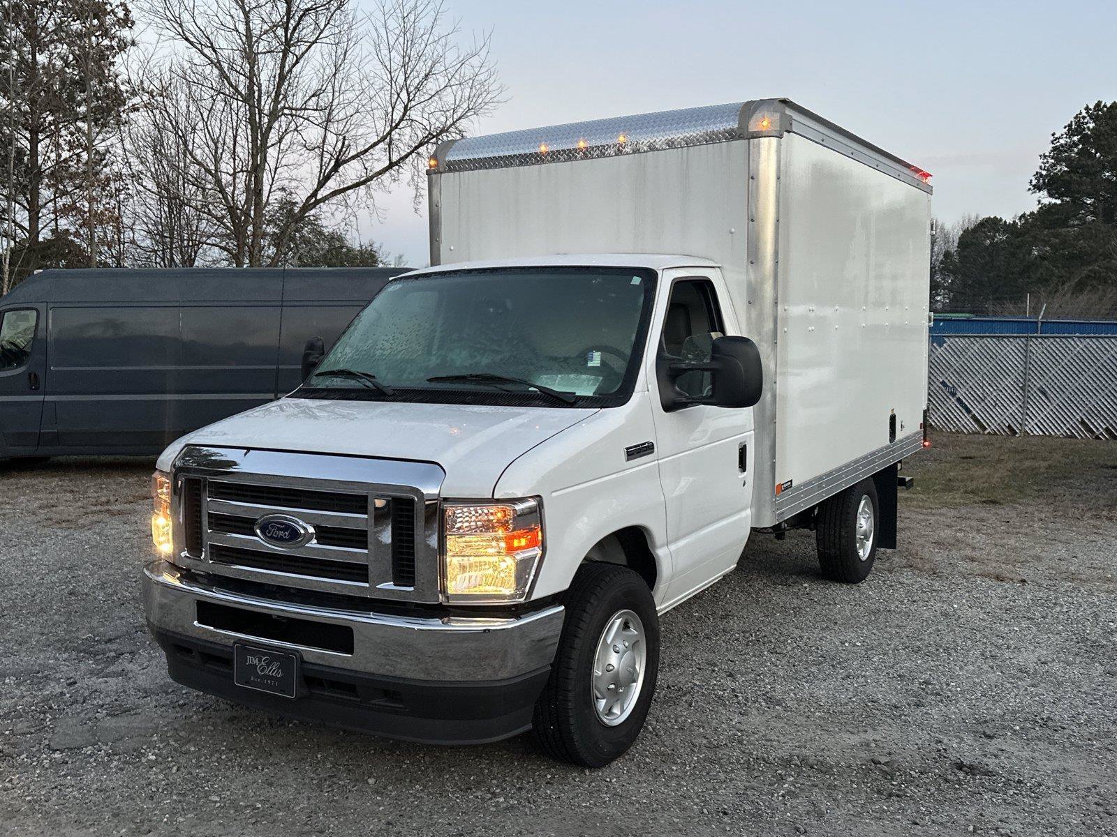 New 2025 Ford E-350 and Econoline 350 Super Duty w/ Power Equipment Group RWD image 3