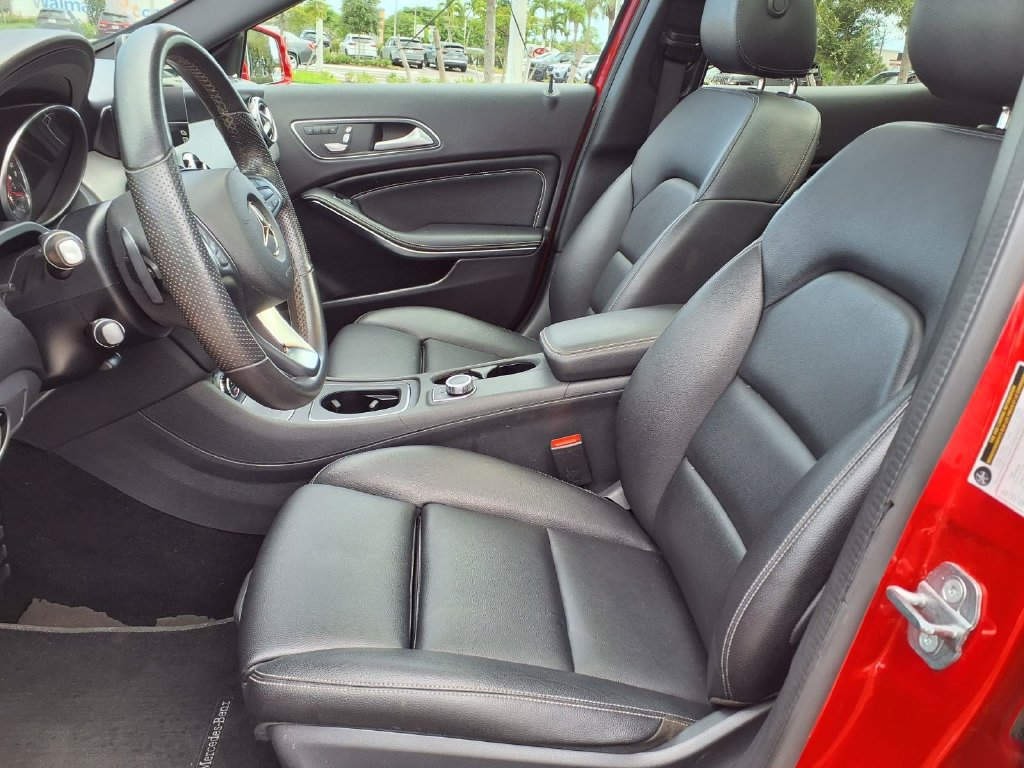 Used 2020 Mercedes-Benz GLA 250 4MATIC image 27